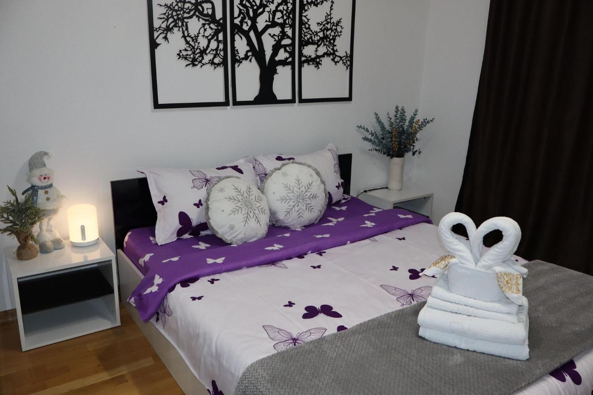 Apartment The Feeling